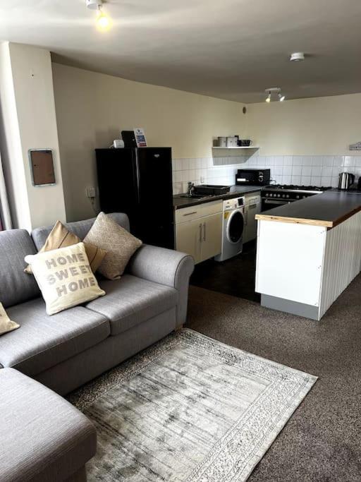 The Hideaway Holywell 1 Apartment Bagian luar foto