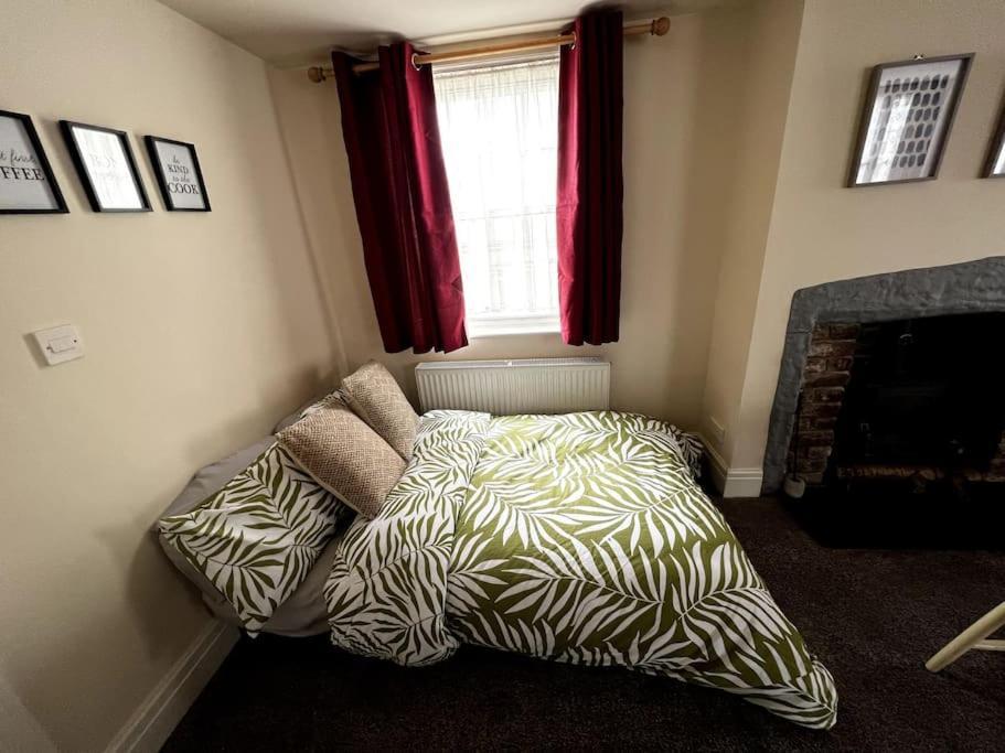 The Hideaway Holywell 1 Apartment Bagian luar foto