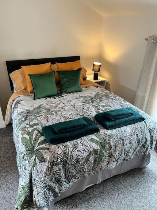 The Hideaway Holywell 1 Apartment Bagian luar foto
