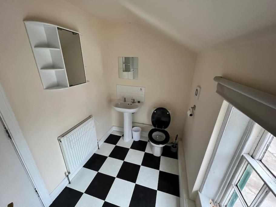The Hideaway Holywell 1 Apartment Bagian luar foto